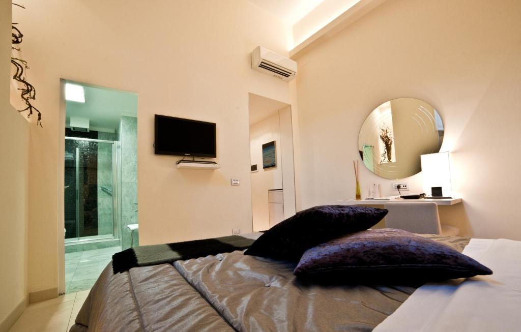 Town House Cavour Bed & Breakfast เรจโจ ดี คาลาเบีย ห้อง รูปภาพ