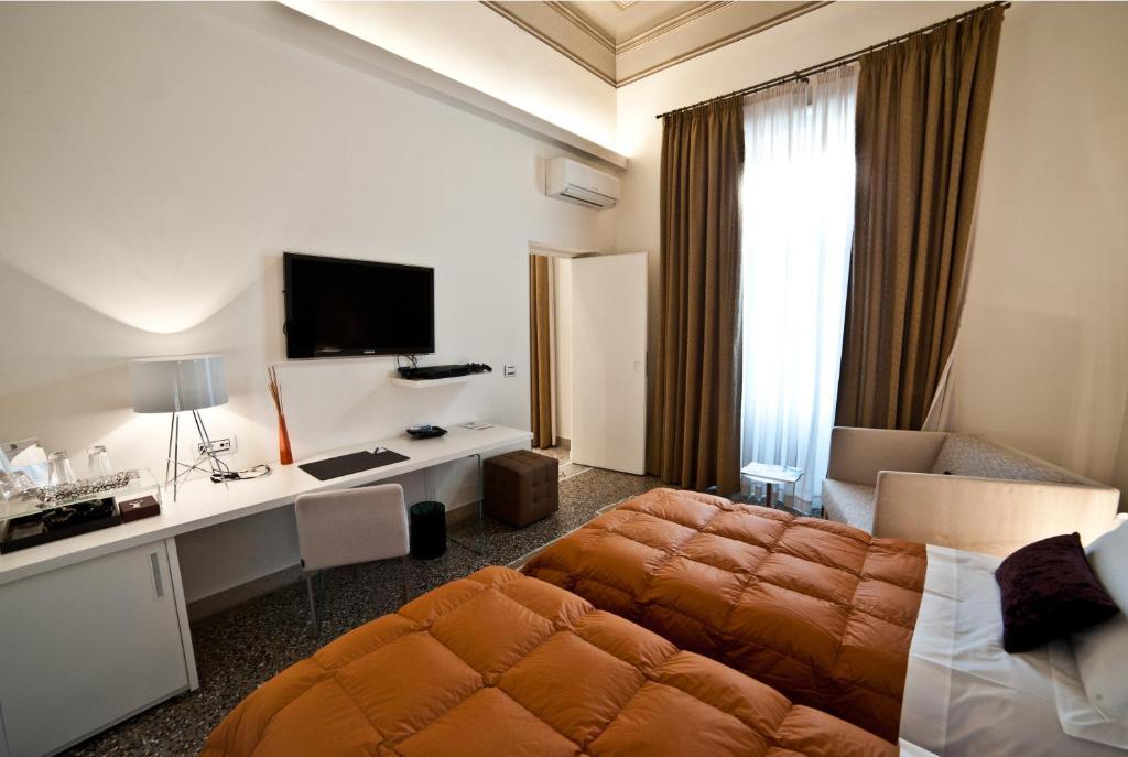 Town House Cavour Bed & Breakfast เรจโจ ดี คาลาเบีย ห้อง รูปภาพ