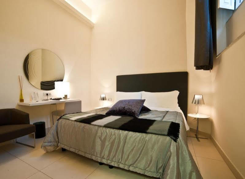 Town House Cavour Bed & Breakfast เรจโจ ดี คาลาเบีย ภายนอก รูปภาพ